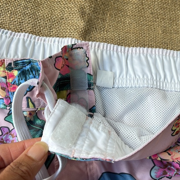 Batman Hawaii Tropical Theme Swim Trunk Men’s Size Large Pink - Picture 4 of 11